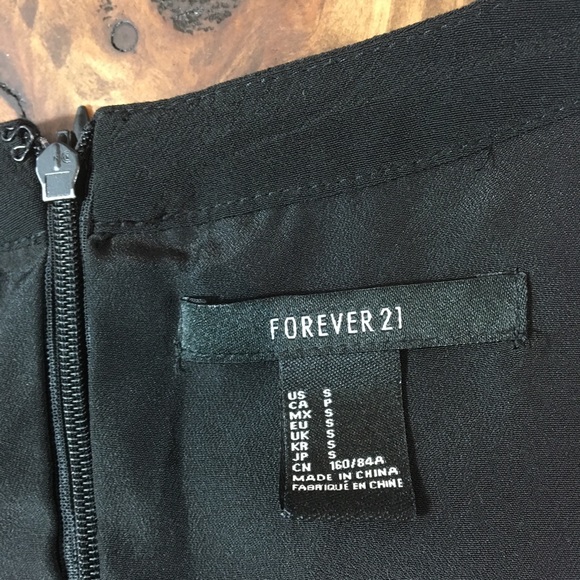 Forever 21 | Slit Shift Dress - Picture 6 of 6